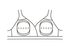 3. パッドの折り目を横向きにしてブラジャーの内側に貼ってお使いください。