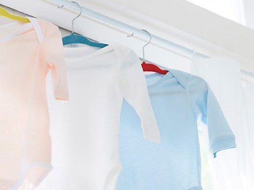 赤ちゃん（新生児）の着替えの方法と洗濯の仕方は？