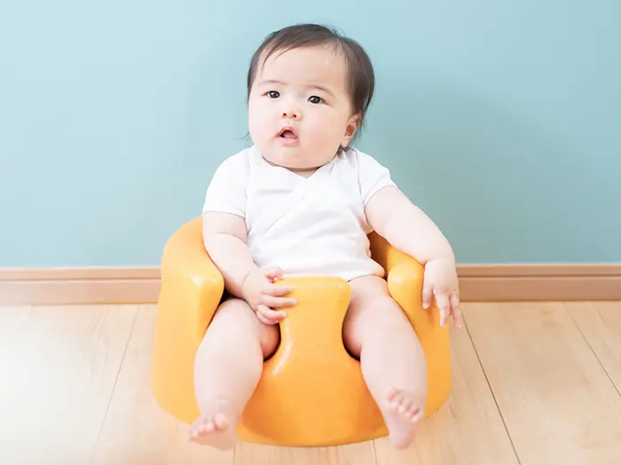 【医師監修】赤ちゃんのしゃっくりが多い原因は?止め方やしてはいけないことまでを解説