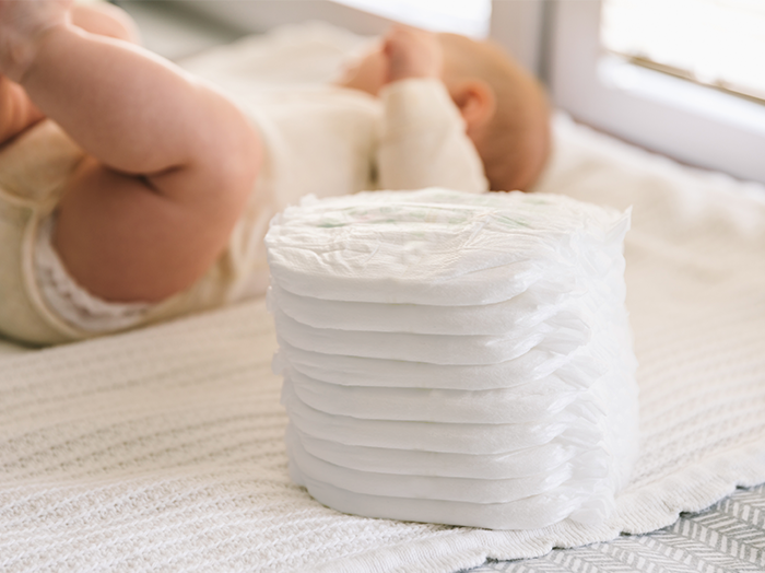 医師監修】新生児用のおむつは1日に何枚必要?必要な期間も紹介-おむつ 医師監修】新生児用のおむつは1日に何枚必要?必要な期間も紹介-おむつ