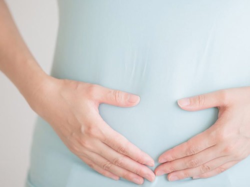 産後の子宮・卵巣の痛みはどれくらい？回復までの期間は？