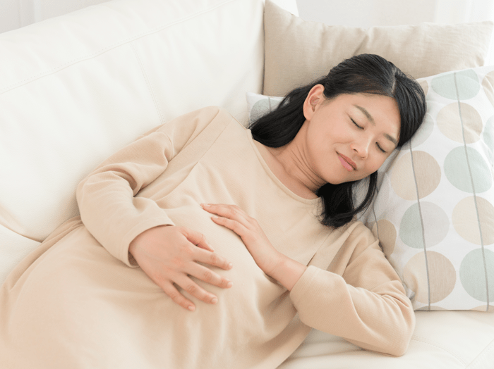 生後1ヶ月の成長発達 追視の ここがすごい おむつのムーニー 公式 ユニ チャーム 生後1ヶ月の成長発達 追視の ここがすごい おむつのムーニー 公式 ユニ チャーム