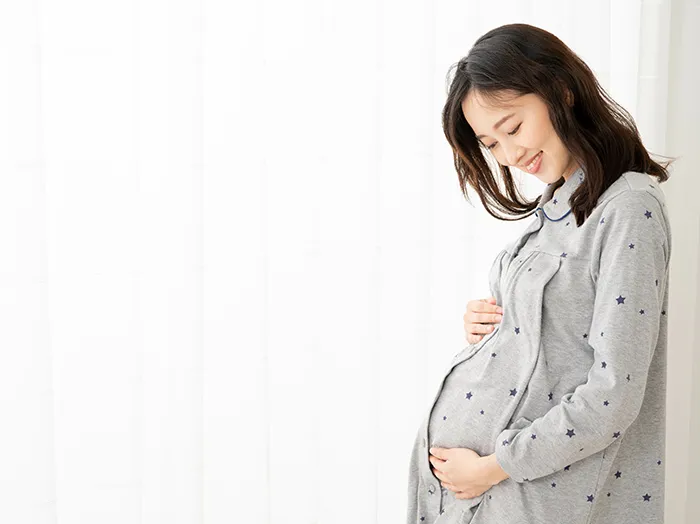 妊娠後期(妊娠28週~40週)の過ごし方とは?症状や気をつけたほうがいいことを解説